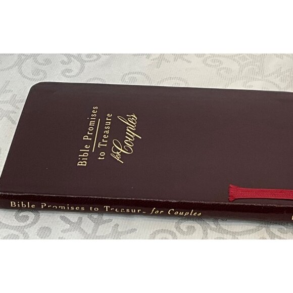 Bible Promises To Treasure‎ & Gods Little Devotional Book For Couples Set - Picture 4 of 7